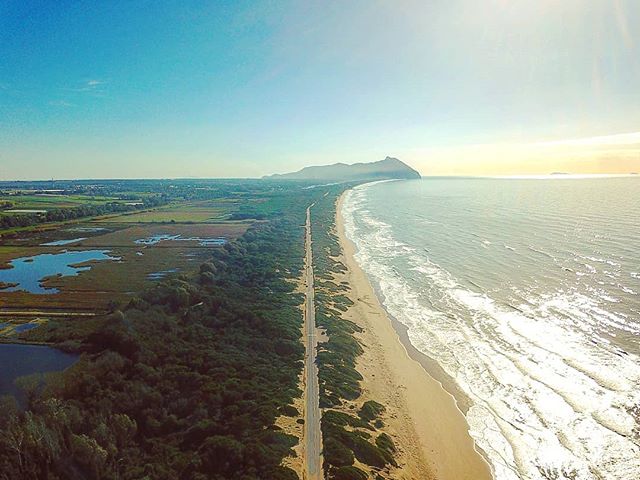 Bright light day on the beach #djimavic #drone #sea #beach #igtravel #instalife #sabaudia #circeo #italy