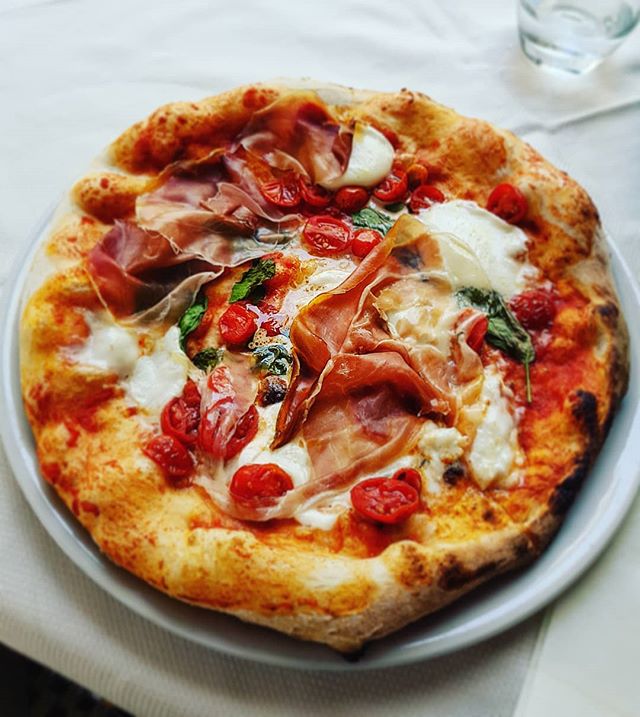 I cannot leave Naples without before tasting a delicious pizza #madeinnaples #cruising #cruise #crew #sailing #travel #traveling #traveler #instatravel #instago #instagood #trip #photooftheday #instapassport #instatraveling #mytravelgram #travelgram #travelingram #igtravel #instalife #travelblog #sea #travelstoke