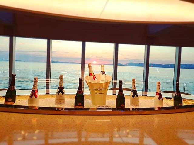 Carpe diem, why don't take a glass of Champagne at sunset while sailing away from Naples? #mscseaview #champagnebar #msccruises #cruising #cruise #crew #sailing #travel #traveling #traveler #instatravel #instago #instagood #trip #photooftheday #instapassport #instatraveling #mytravelgram #travelgram #travelingram #igtravel #instalife #travelblog #sea #travelstoke