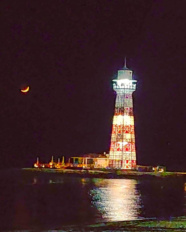 Lighthouse at moonlight 🌜 #oceancay #msccruises #msccruises #travelawesome #traveling #prilaga #traveler #newmoon #travelpics #traveldiaries #islands #travelphoto #lighthouse #travelling #island #moon #lighthouse_lovers #travel #traveller #travelgram #travels #travelblogger #moonlight #travellife #travelstoke #traveladdict #travelingram #travelphotography